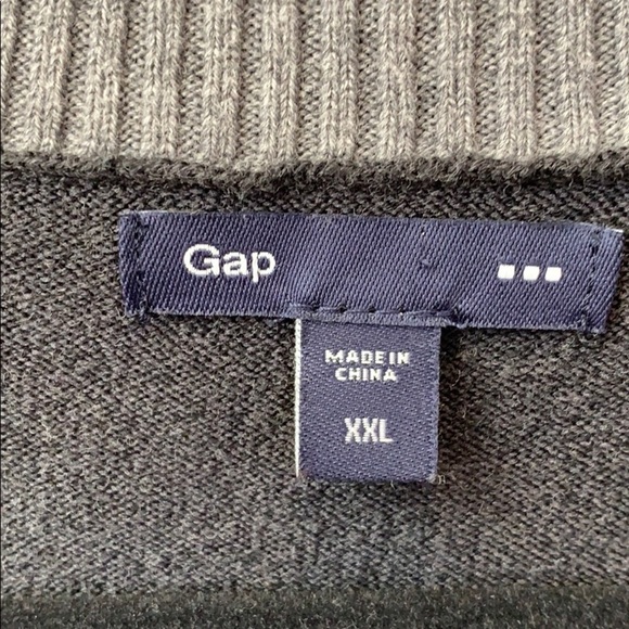 Gap sweater - Picture 2 of 3